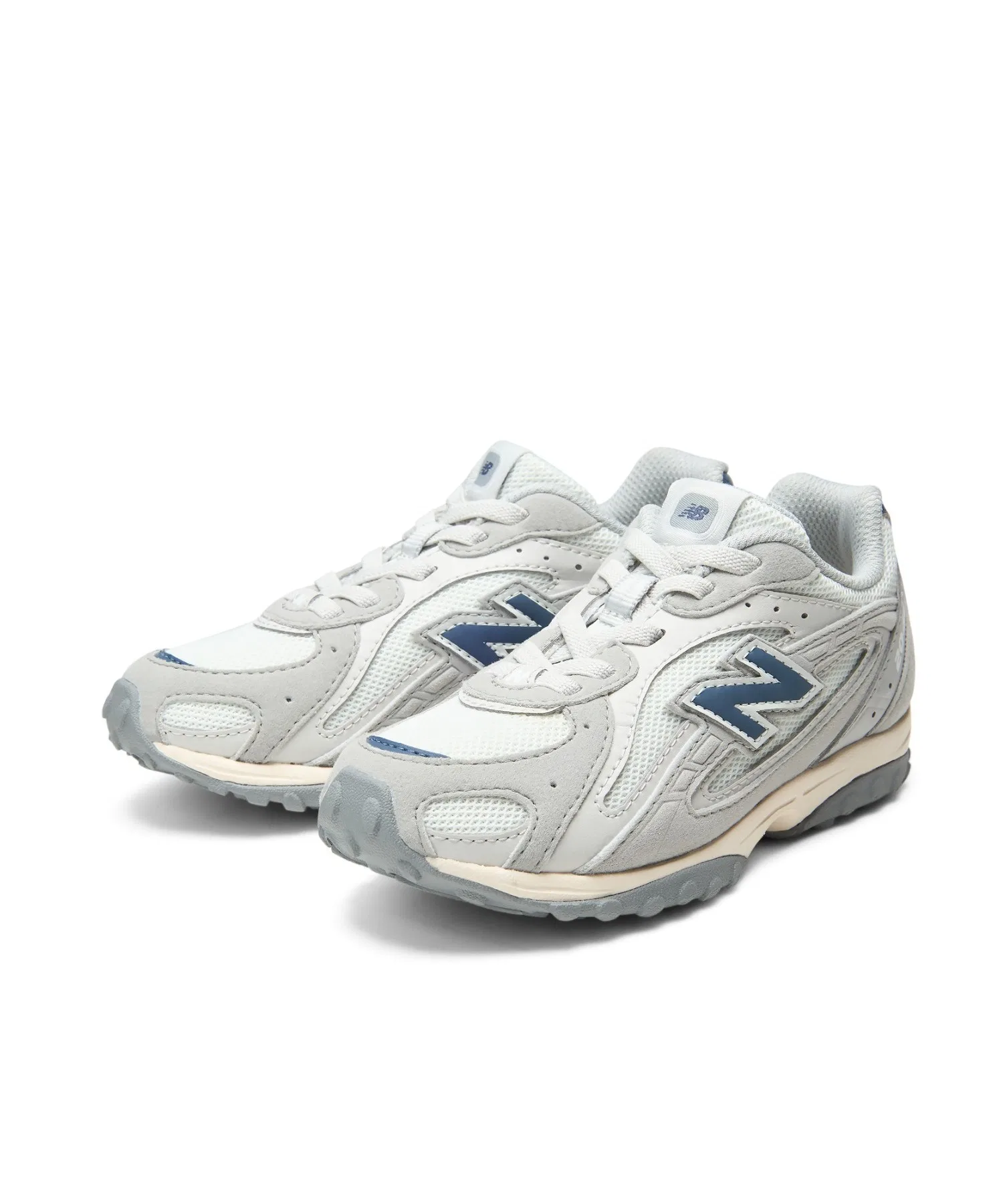 Детские кроссовки New Balance 204L Bungee Lace — фото 3