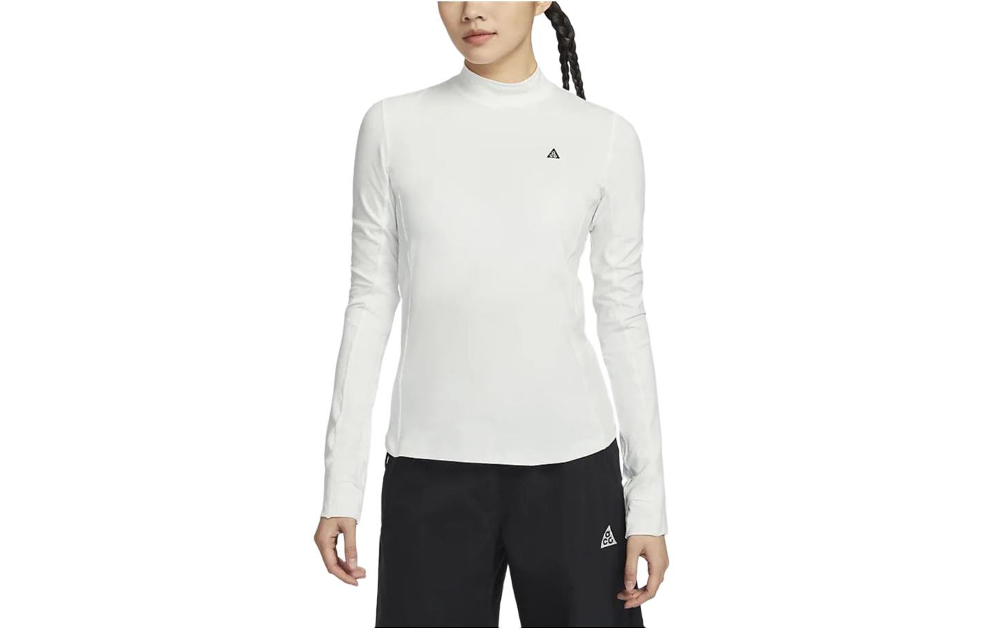 

Футболка ACG с горным пиком белая Nike