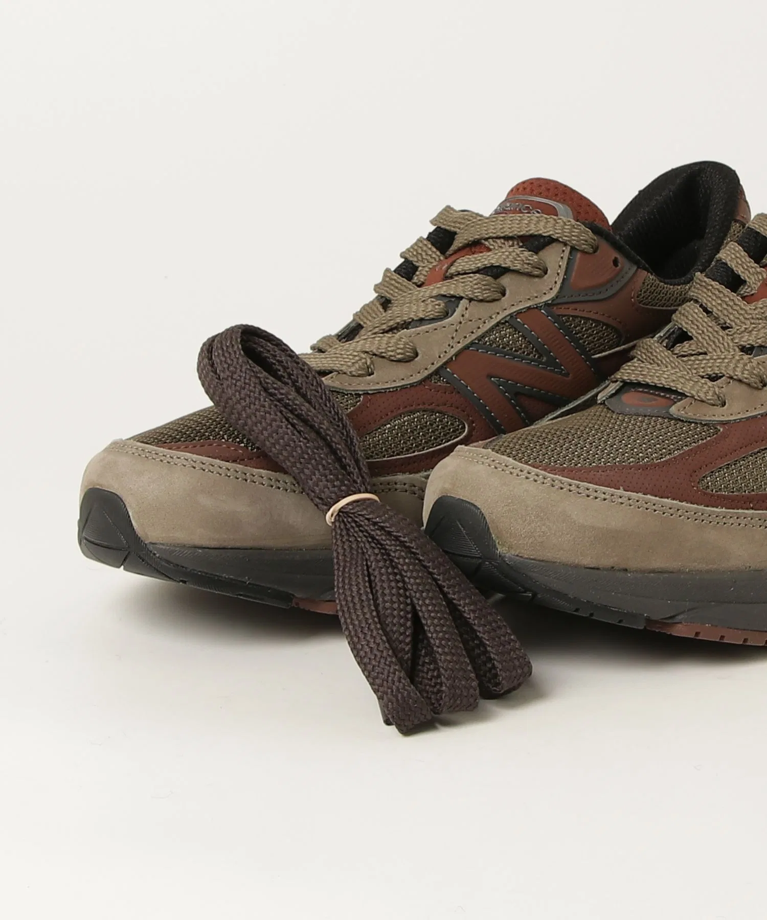 Мужские кроссовки New Balance U990 CA6 коричневые — фото 4