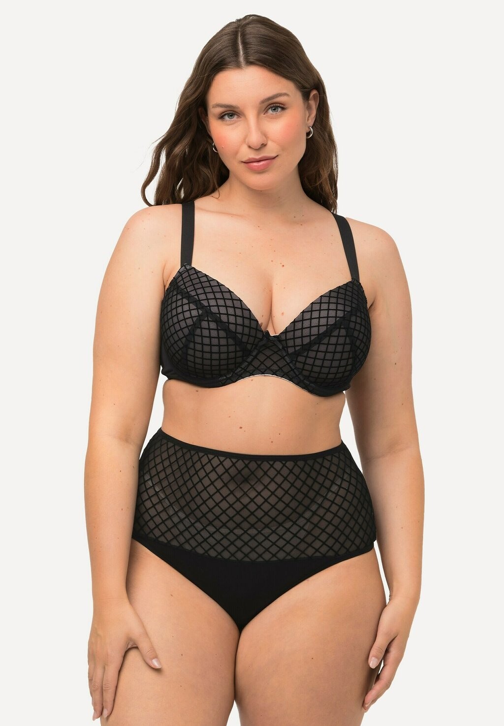 

Бюстгальтер на косточках Ulla Popken, черный