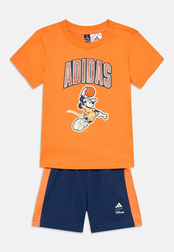 Шорты унисекс с изображением микки мауса от disney Adidas Performance, Pure Orange/Off White — фото 3