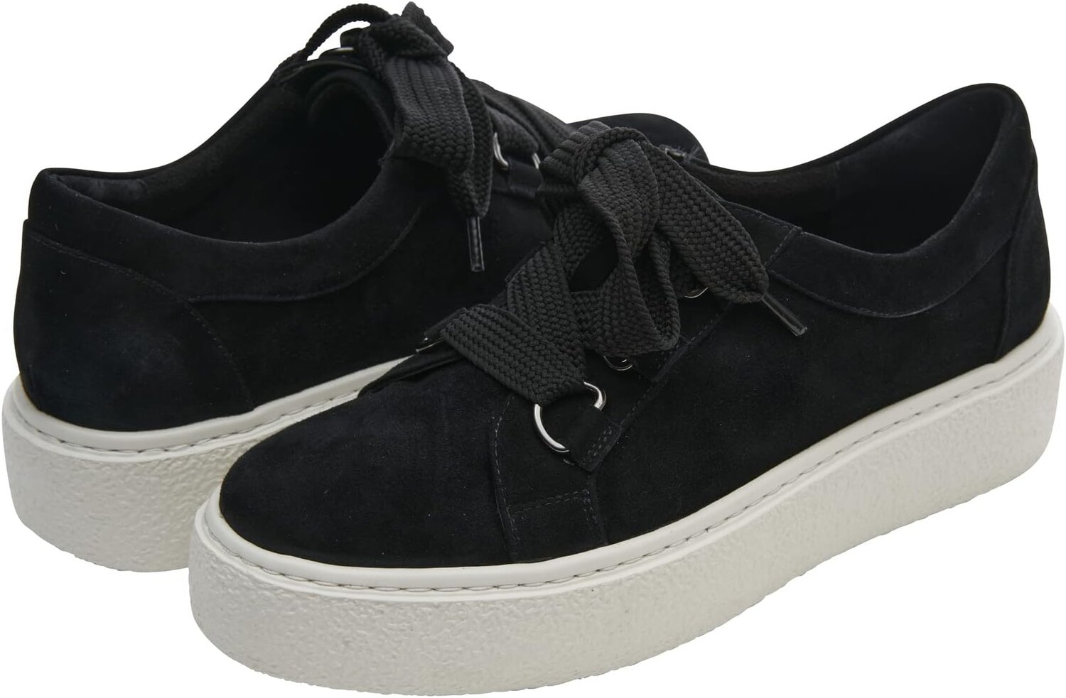 

Кроссовки Vaneli Yevka, цвет Black Suede