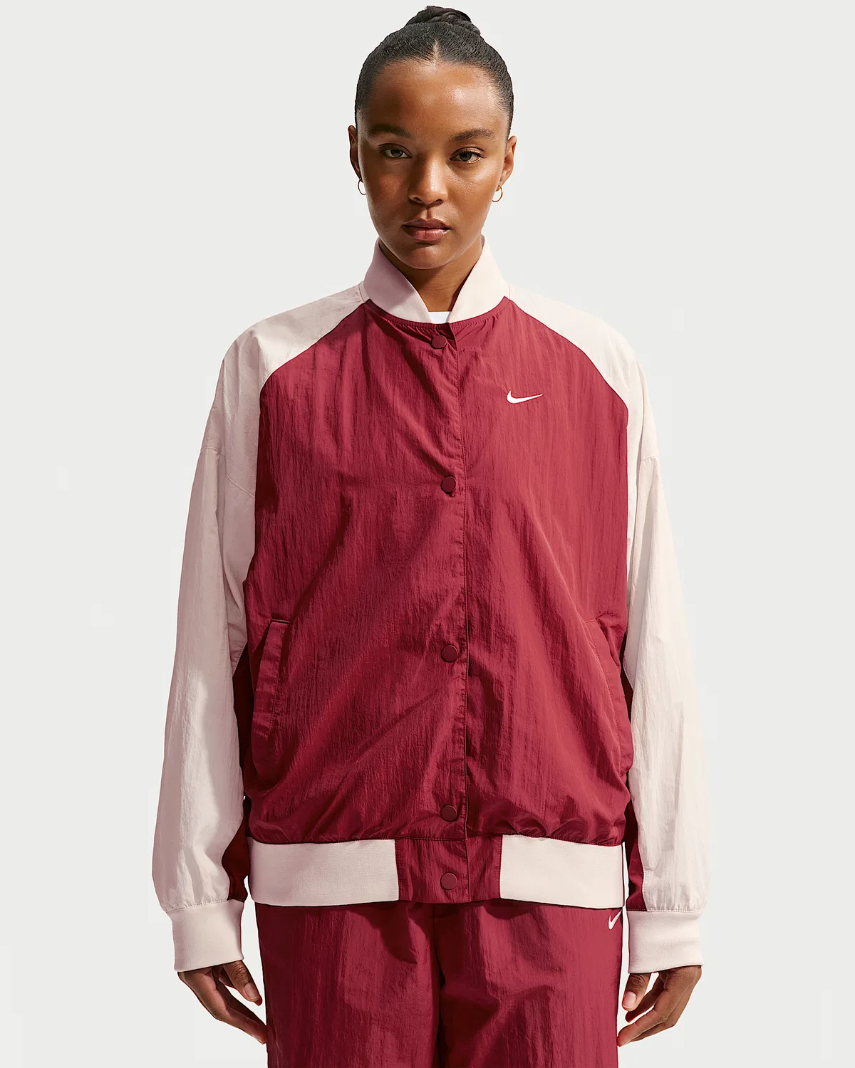 Женская оверсайз куртка Varsity Nike Sportswear, Team Crimson/Chalk/Chalk/Chalk
