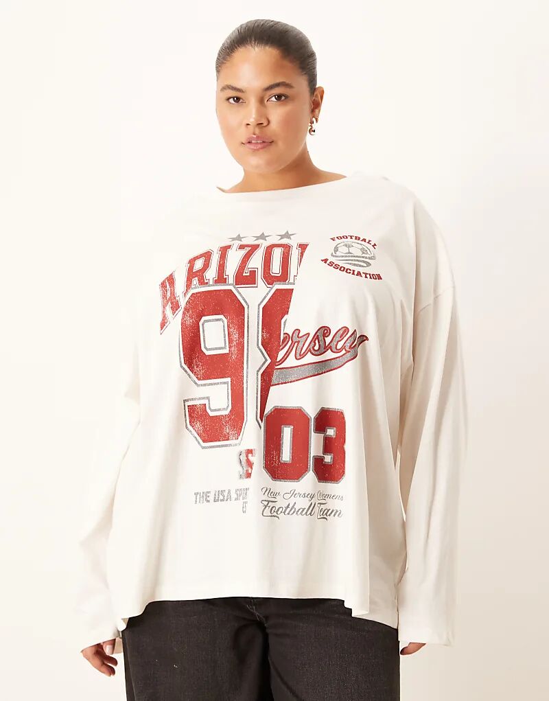 

Футболка с длинными рукавами ASOS DESIGN Curve с принтом университетской команды Аризоны кремового цвета Asos Curve