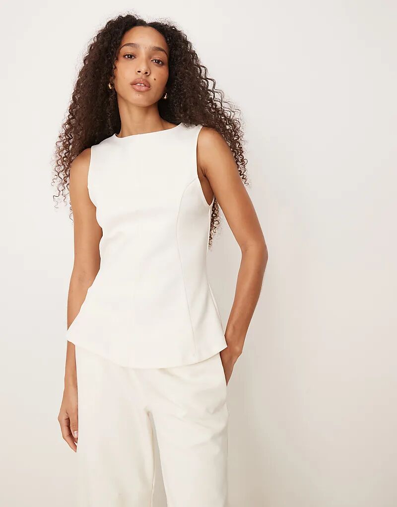 

Комбинезон-топ ASOS DESIGN Interlock с плиссировкой цвета кокосового молока