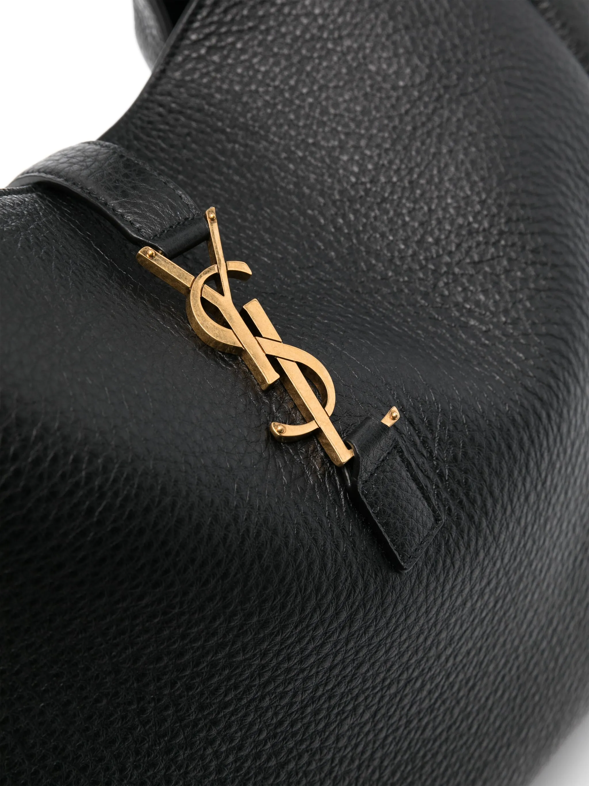 

Сумка-тоут Le 5  7 Bea Saint Laurent, черный