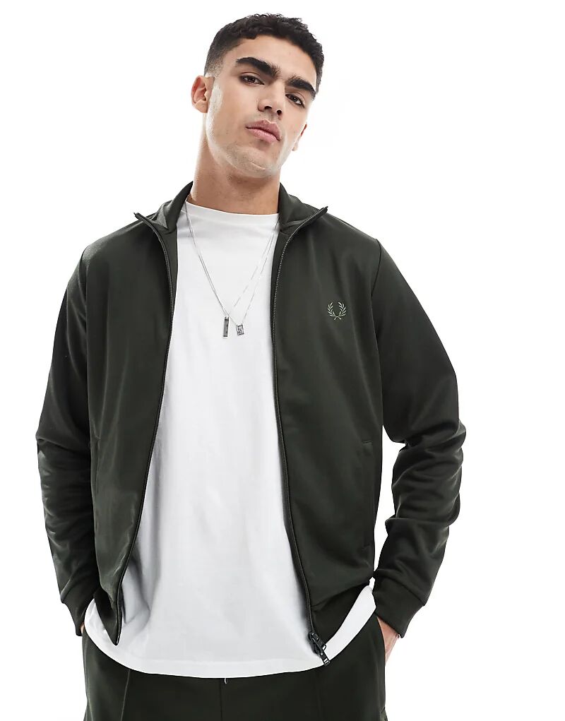 

Темно-зеленая спортивная куртка Fred Perry с отделкой тесьмой (часть комплекта)