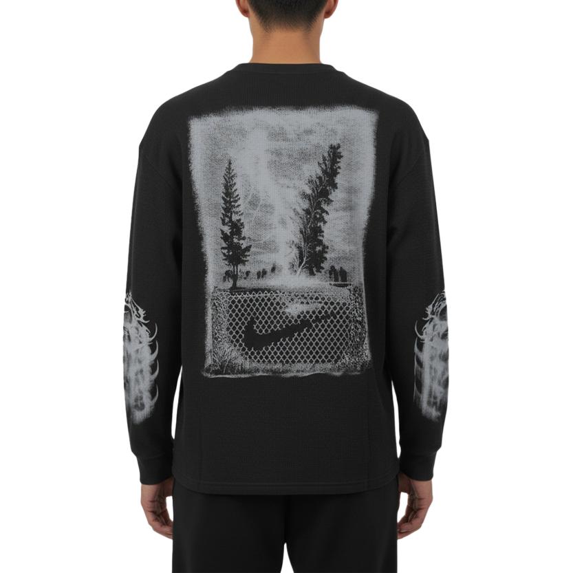 Nike Мужская черная футболка Swoosh с круглым вырезом, средней высоты — фото 3