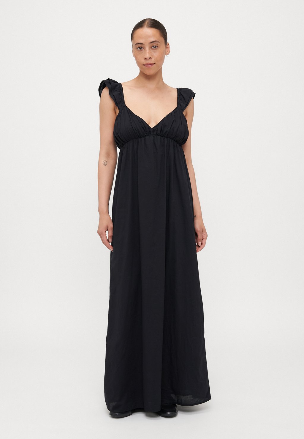 

Платье макси ONLALLIE CAPSLEEVE DRESS ONLY Petite, черный