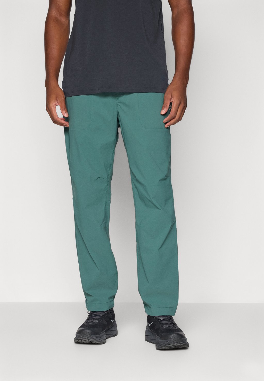 

Брюки для активного отдыха EVERYDAY EXPLORER PANT Berghaus, темно-зеленый