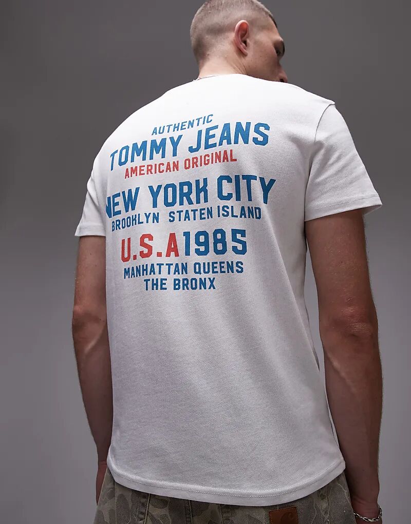 

Футболка Tommy Jeans с принтом на спине в стиле США, белая