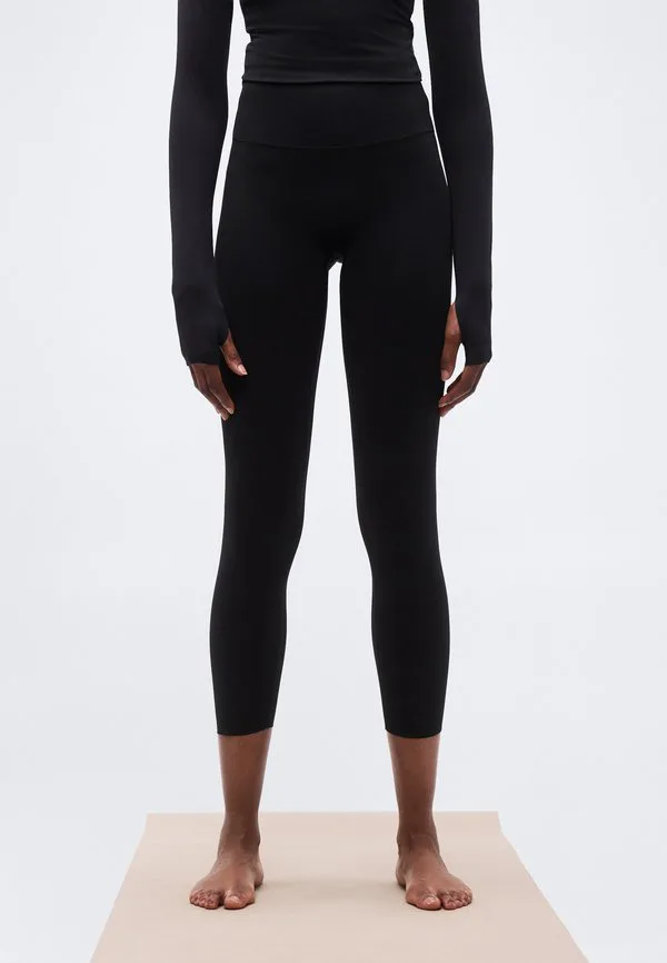 Леггинсы zenvy Nike Performance, Black/Cool Grey
