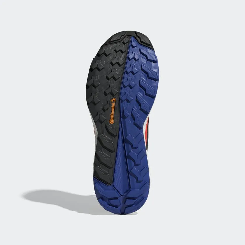 Мужские кроссовки для хайкинга Adidas Terrex Free Hiker 2 Low - Бежевые, бежевый/черный — фото 3