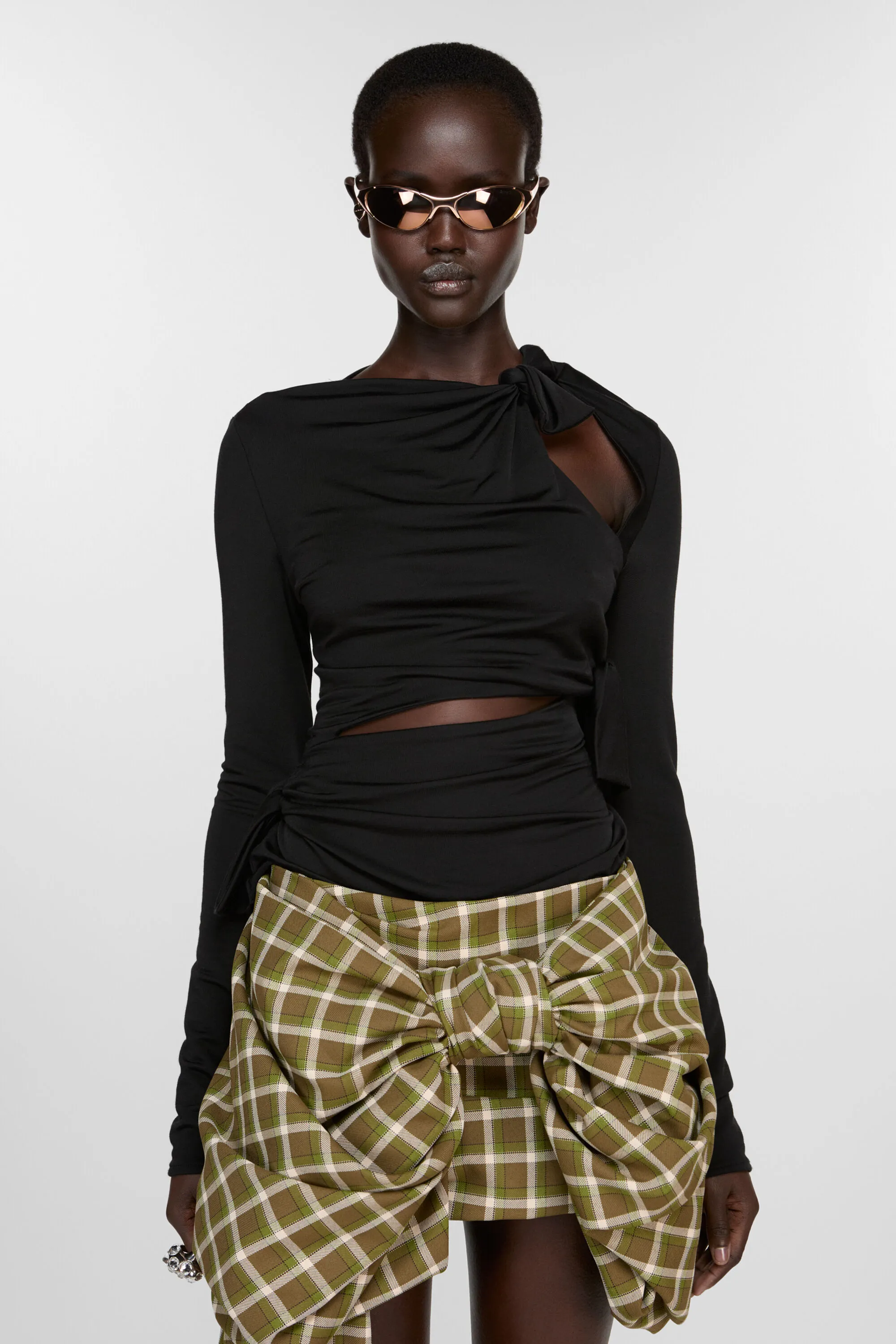 

Топ с узлами Acne Studios, черный