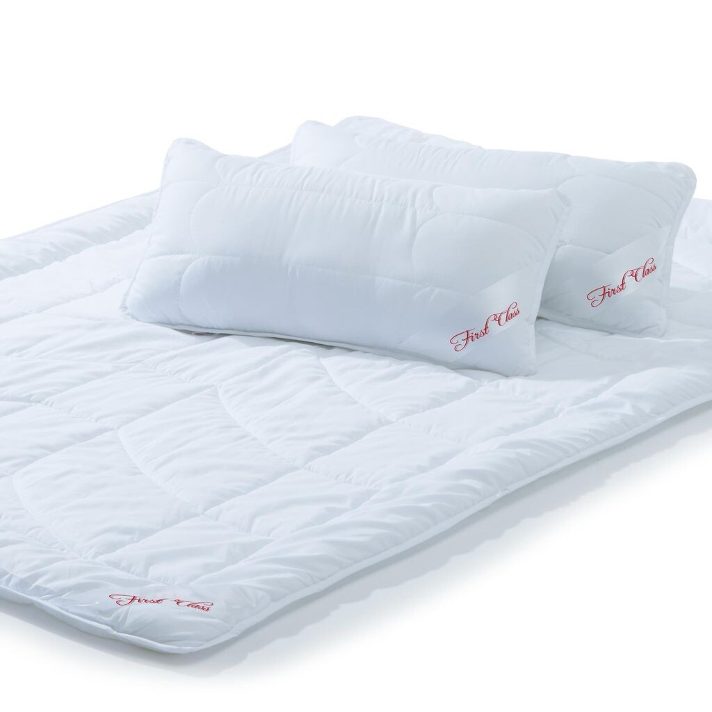 

Летнее одеяло First Class 1x 225x220 + 2x40x80 PES микрофибра 940г + 2x600г стежка зоны тела CelinaTex