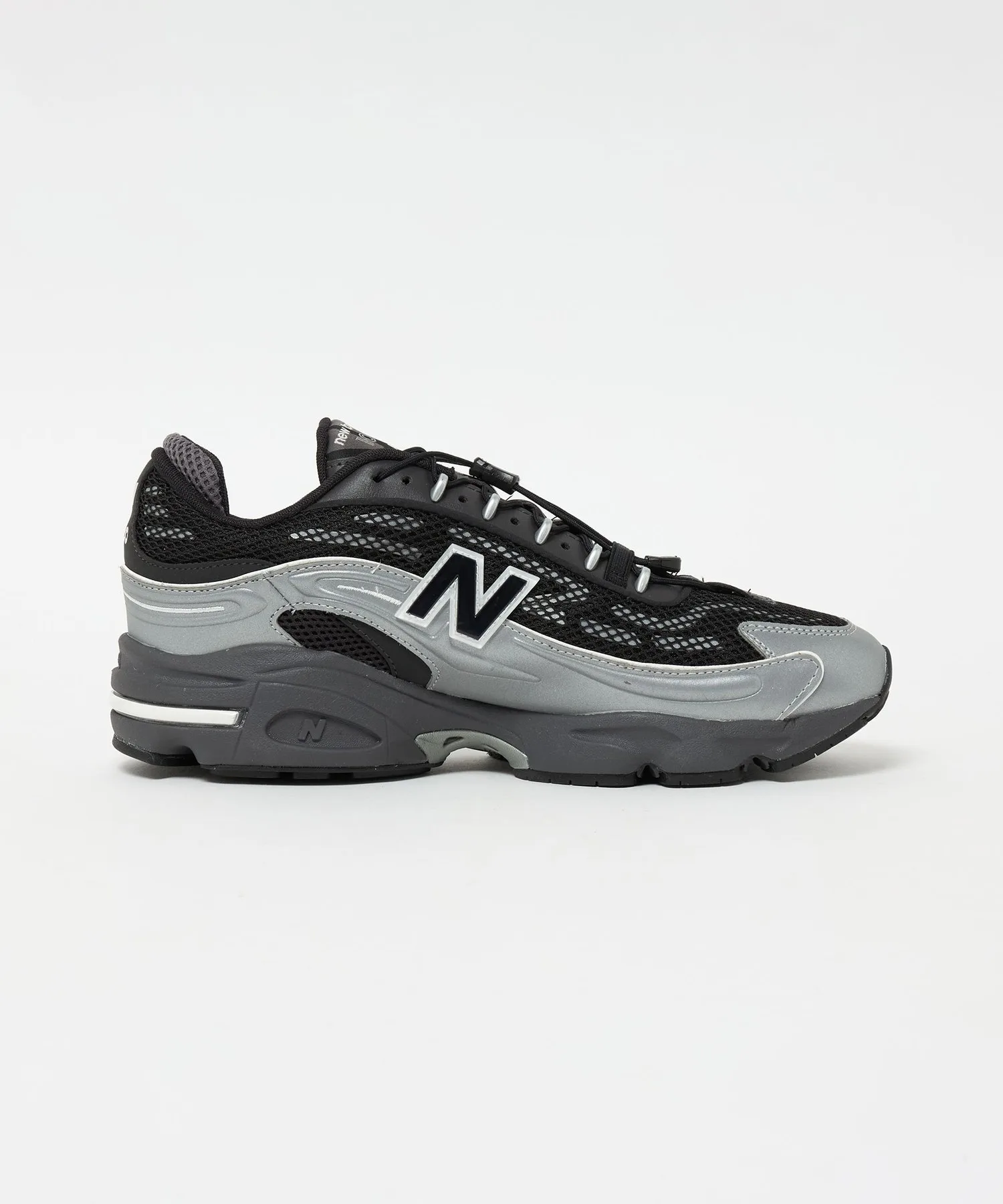 Мужские кроссовки New Balance M1000 с металлическим эффектом серебристые — фото 4