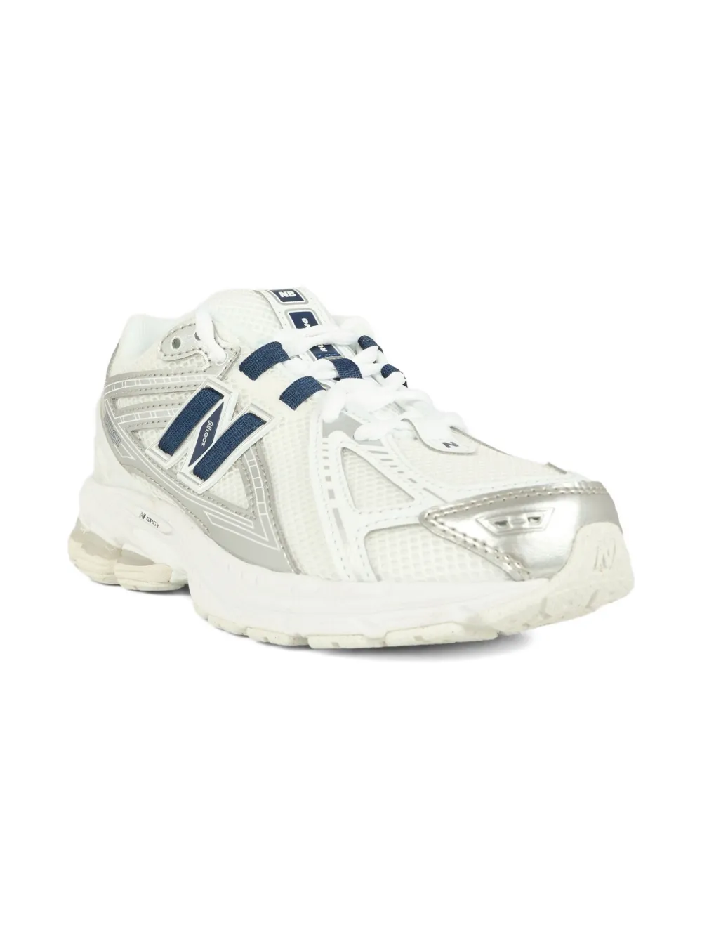 

Кроссовки 1906 на шнуровке New Balance Kids, серебряный