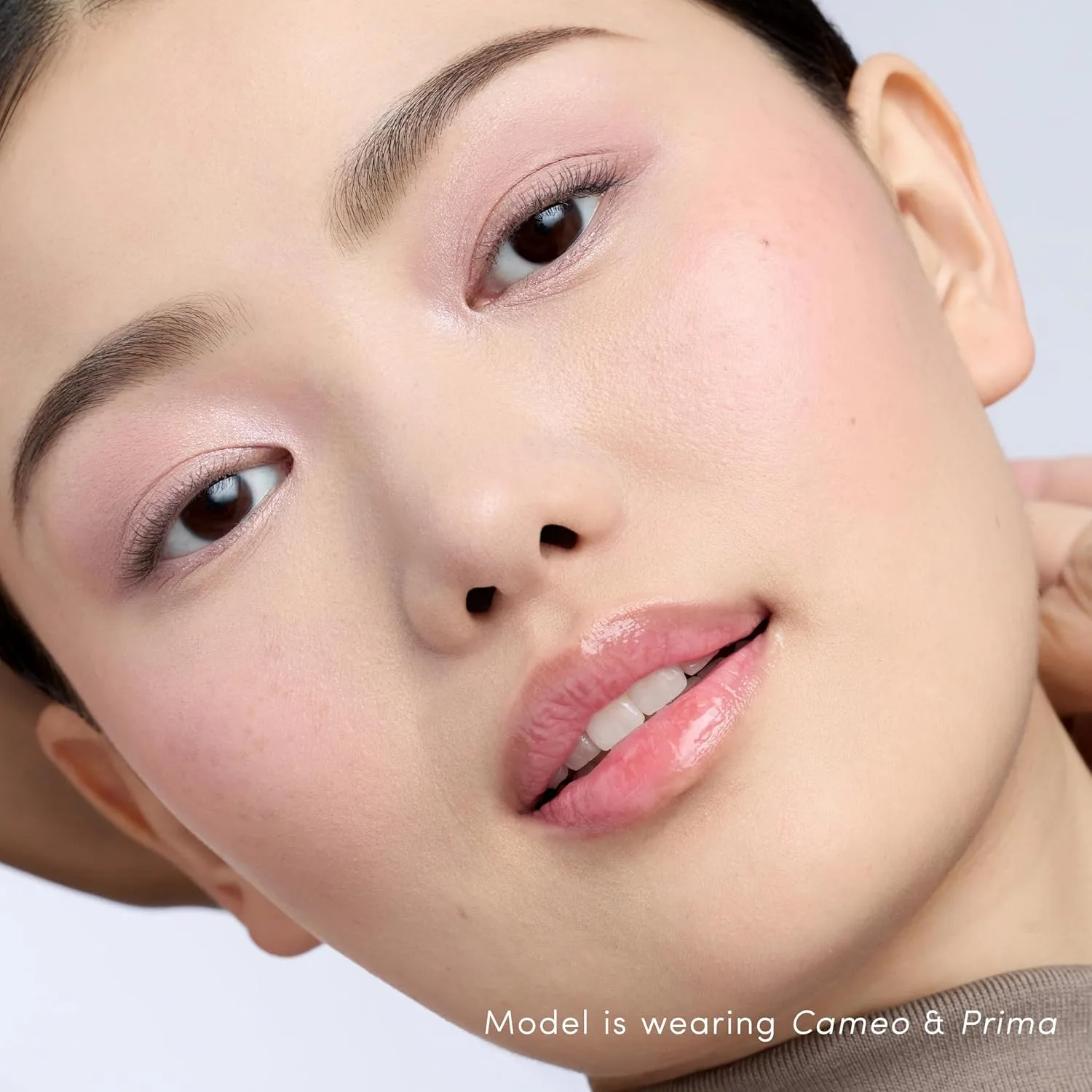 Тени-карандаш для век Jane Iredale ColorLuxe, многофункциональная кремово-пудровая формула с точилкой, высокопигментированные, наслаиваемые, стойкие, веганские, не тестируются на животных., Prima — фото 3