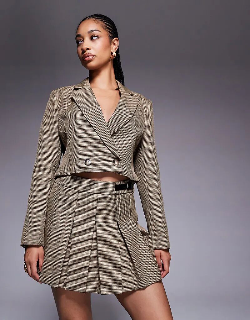 

Клетчатая юбка-шорты River Island с пряжкой коричневого цвета