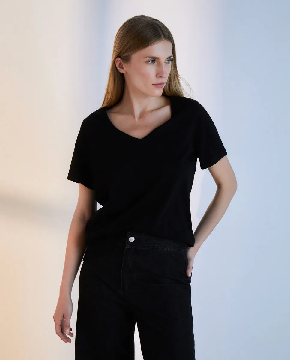 

Однотонная женская футболка с V-образным вырезом Woman El Corte Inglés, черный