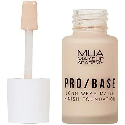 

MUA Make Up Academy Pro Base Стойкая тональная основа с матовым финишем № 102 Mua Luxe