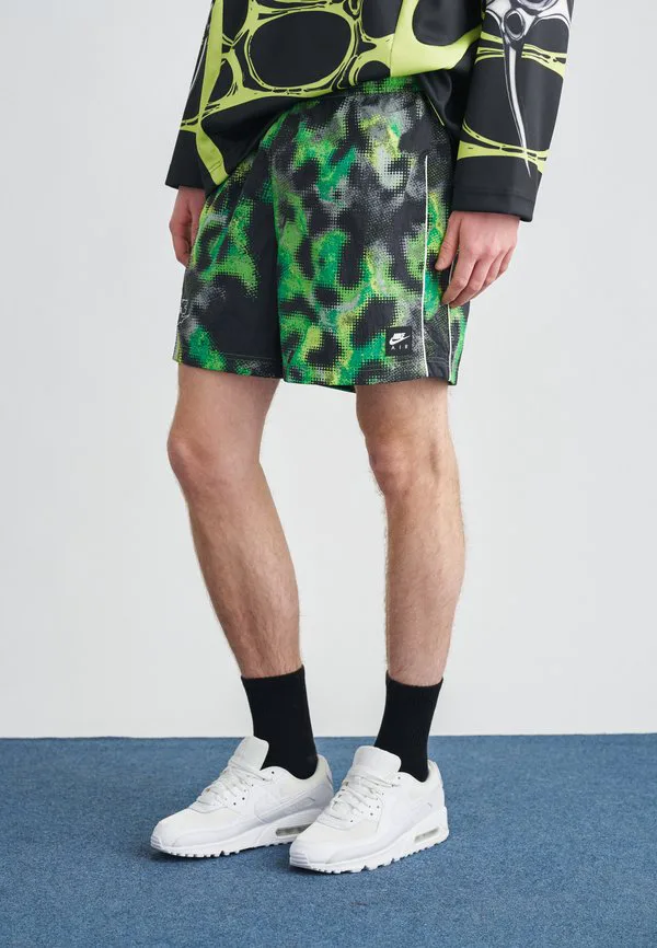 Шорты Nike Sportswear, Mean Green/White