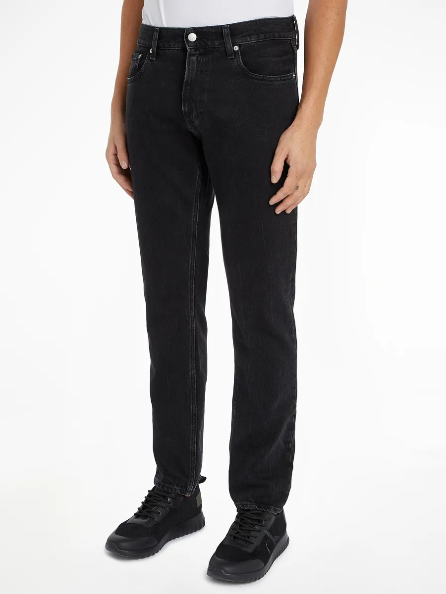 

Прямые джинсы Calvin Klein Jeans "AUTHENTIC STRAIGHT", с 5 карманами, черный