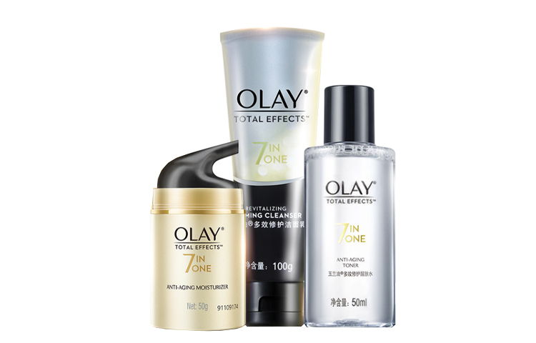 Olay Набор для ухода за кожей с мультиэффектом восстановления подтягивающий увлажняющий и увлажняющий очищающий уменьшающий морщины комплект из 3 штук — фото 2