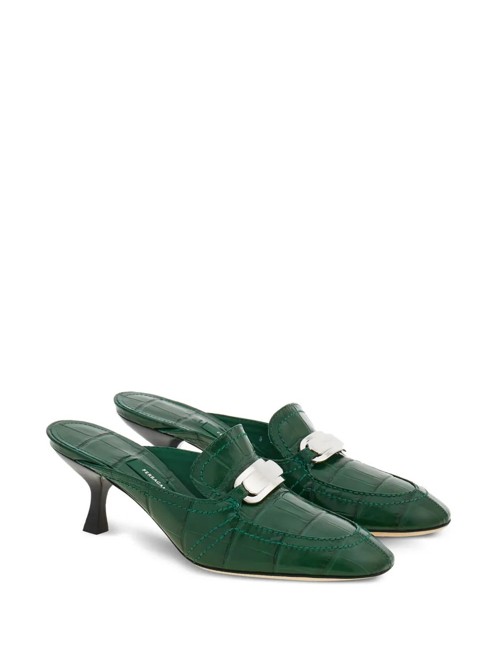 Мюли с тиснением под кожу крокодила и пряжками Ferragamo, зеленый — фото 2