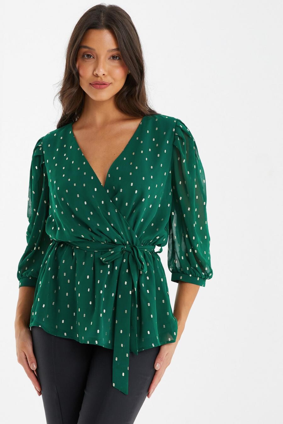 

Топ из шифона и фольги бутылочного зеленого цвета с баской QUIZ Clothing