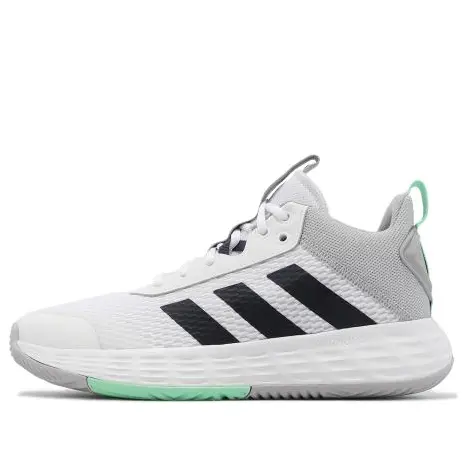 

Кроссовки владеют игрой 2.0 Adidas, белый