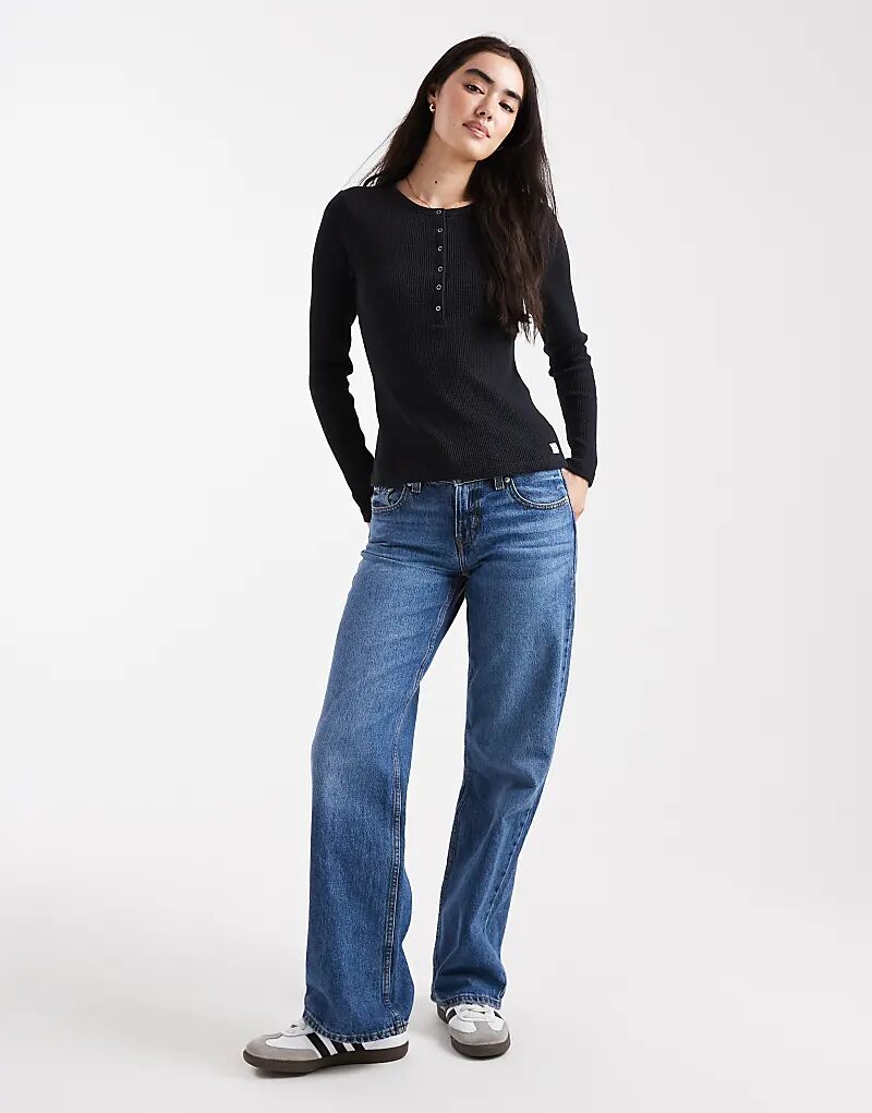 Лонгслив Levi's с длинными рукавами и вафельной хенли черного цвета — фото 3