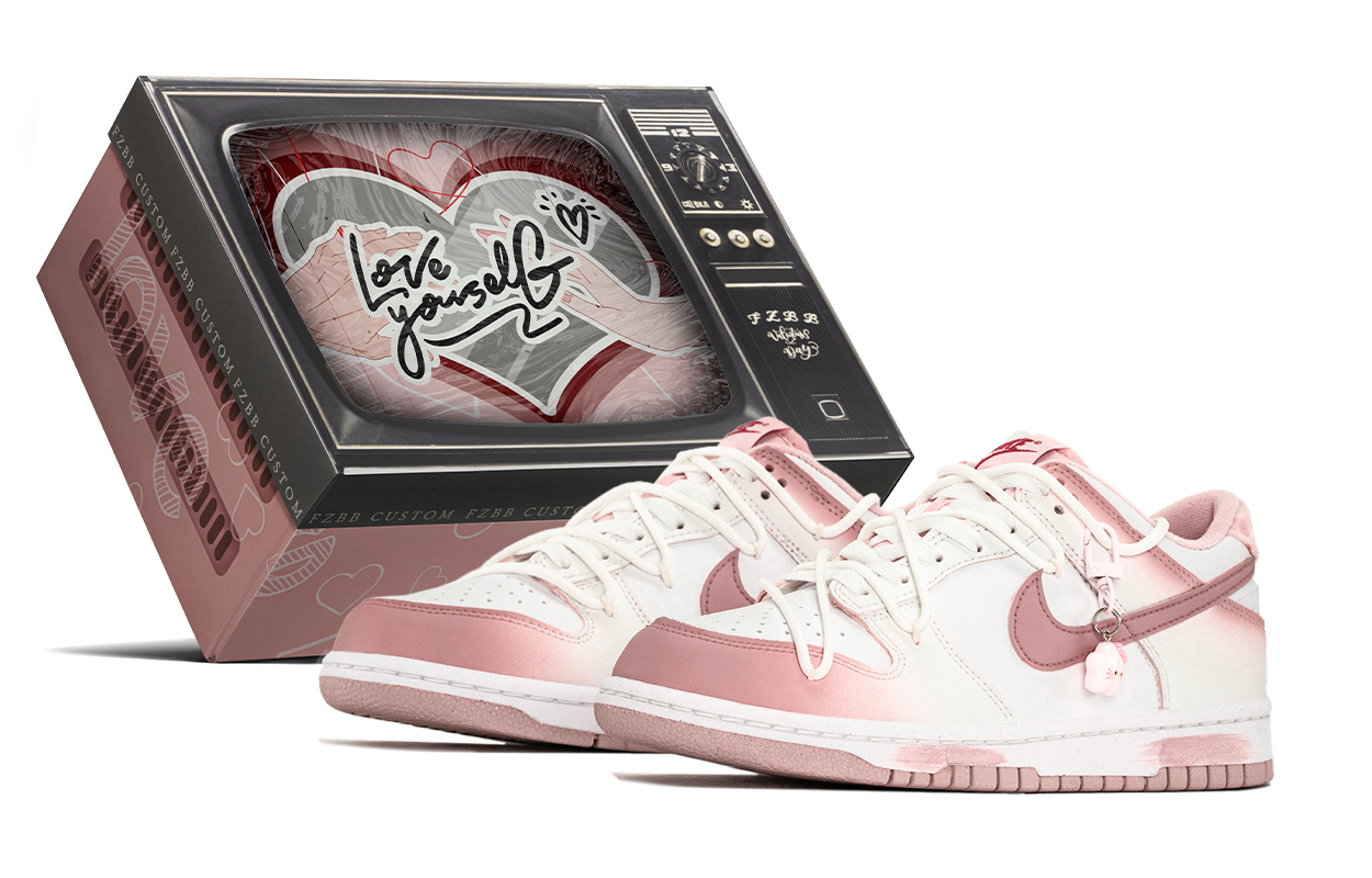 

Nike Dunk Pink Velvet низкие детские скейтбординг кроссовки pink white подростковые