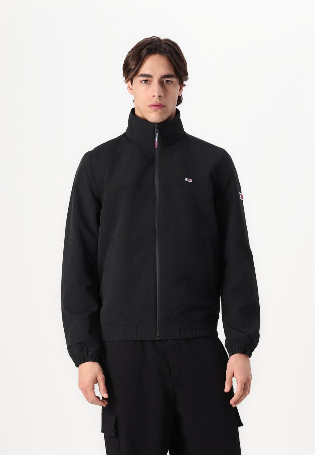

Легкая куртка ESSENTIAL CASUAL Tommy Jeans, черный