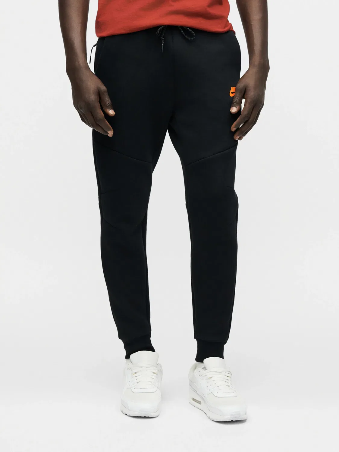 Зауженные брюки из технологичного флиса Nike Sportswear, Black — фото 2