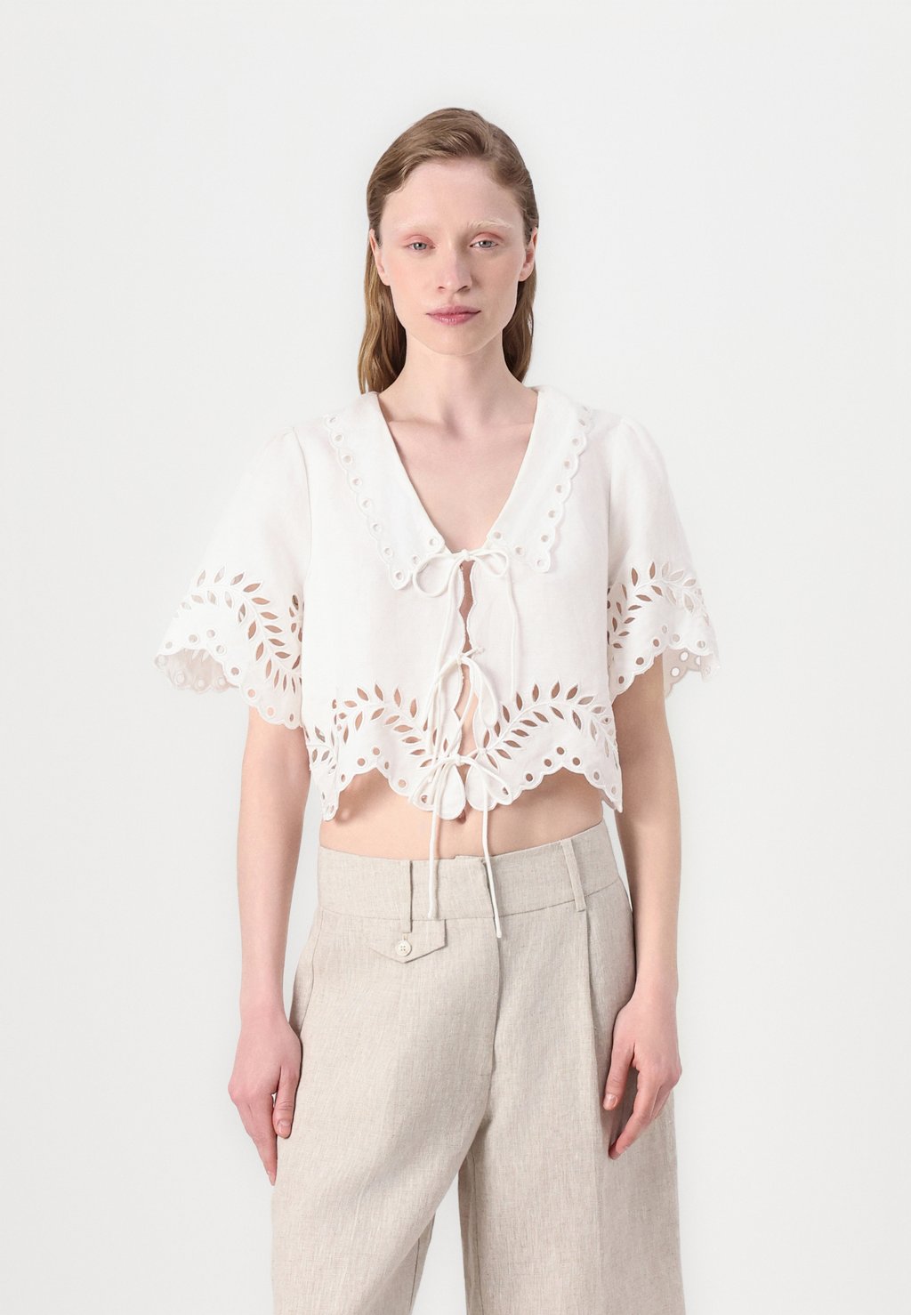 

Блуза ESTELA BRODERIE ANGLAIS BLOUSE Malina, белый