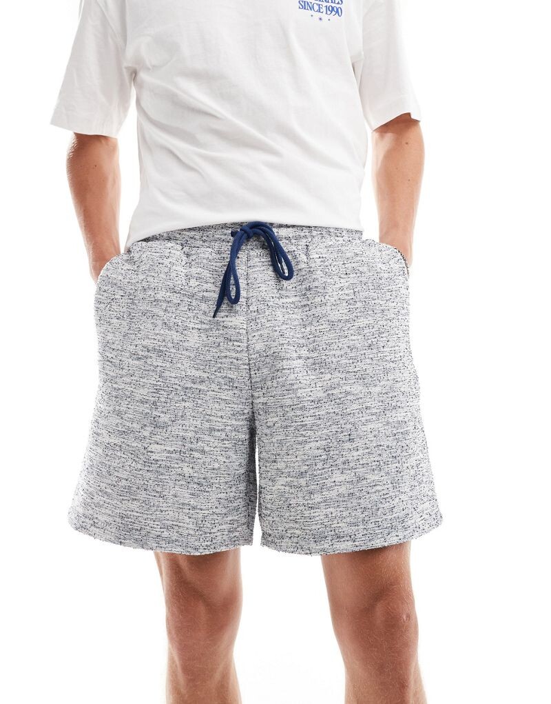 

ASOS DESIGN – черно-белые фактурные шорты оверсайз