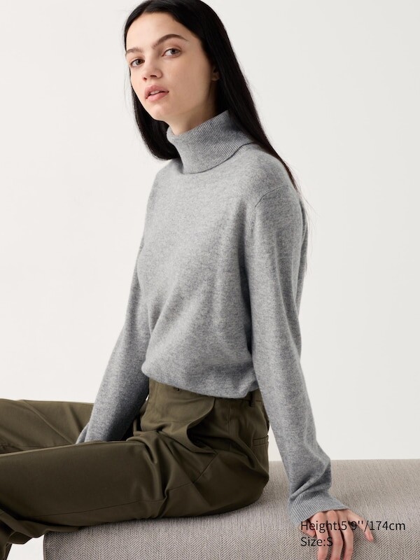 

Кашемировый джемпер с высоким воротом Uniqlo, светло-серый
