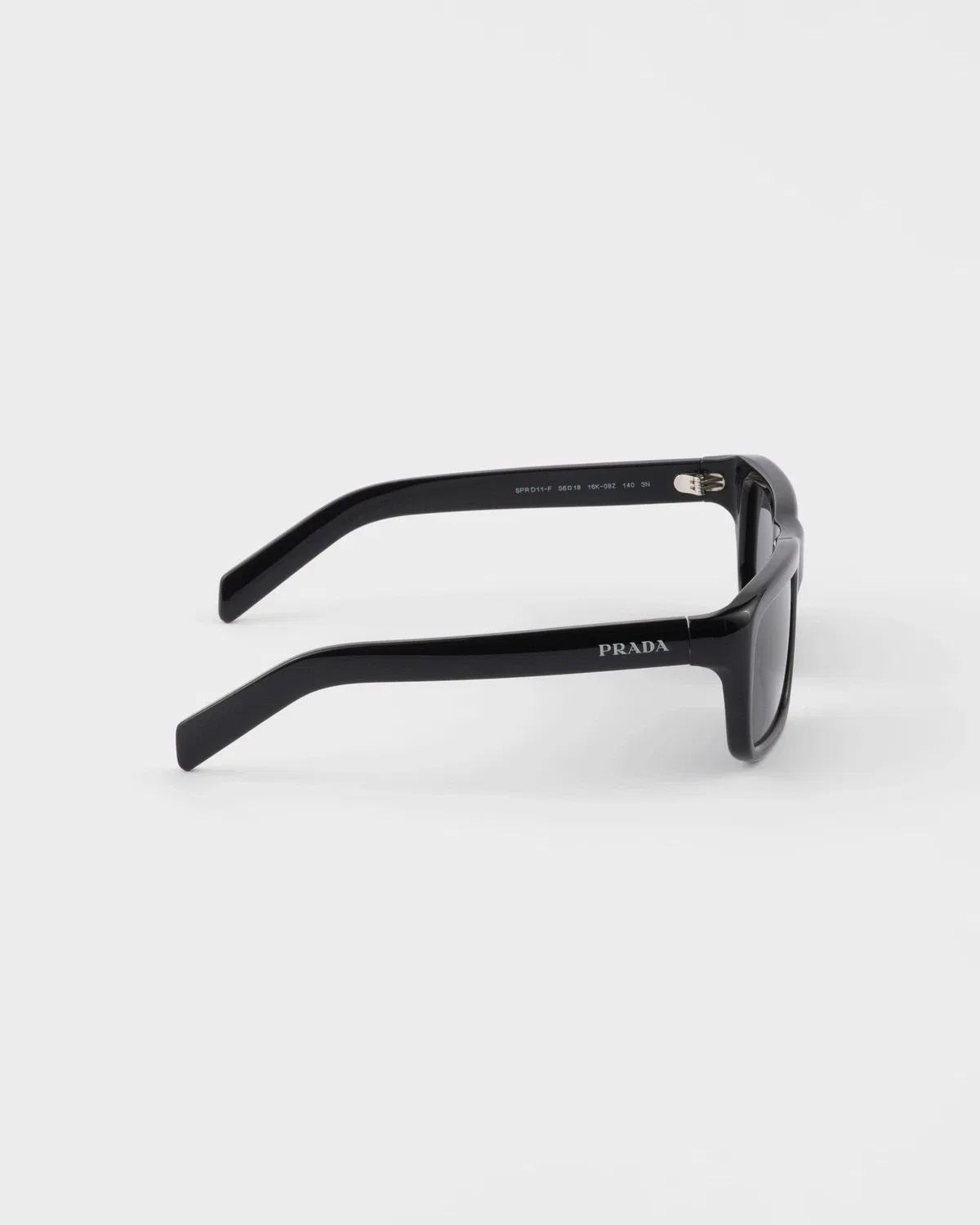 Солнцезащитные очки коллекции Prada Eyewear, серый — фото 4