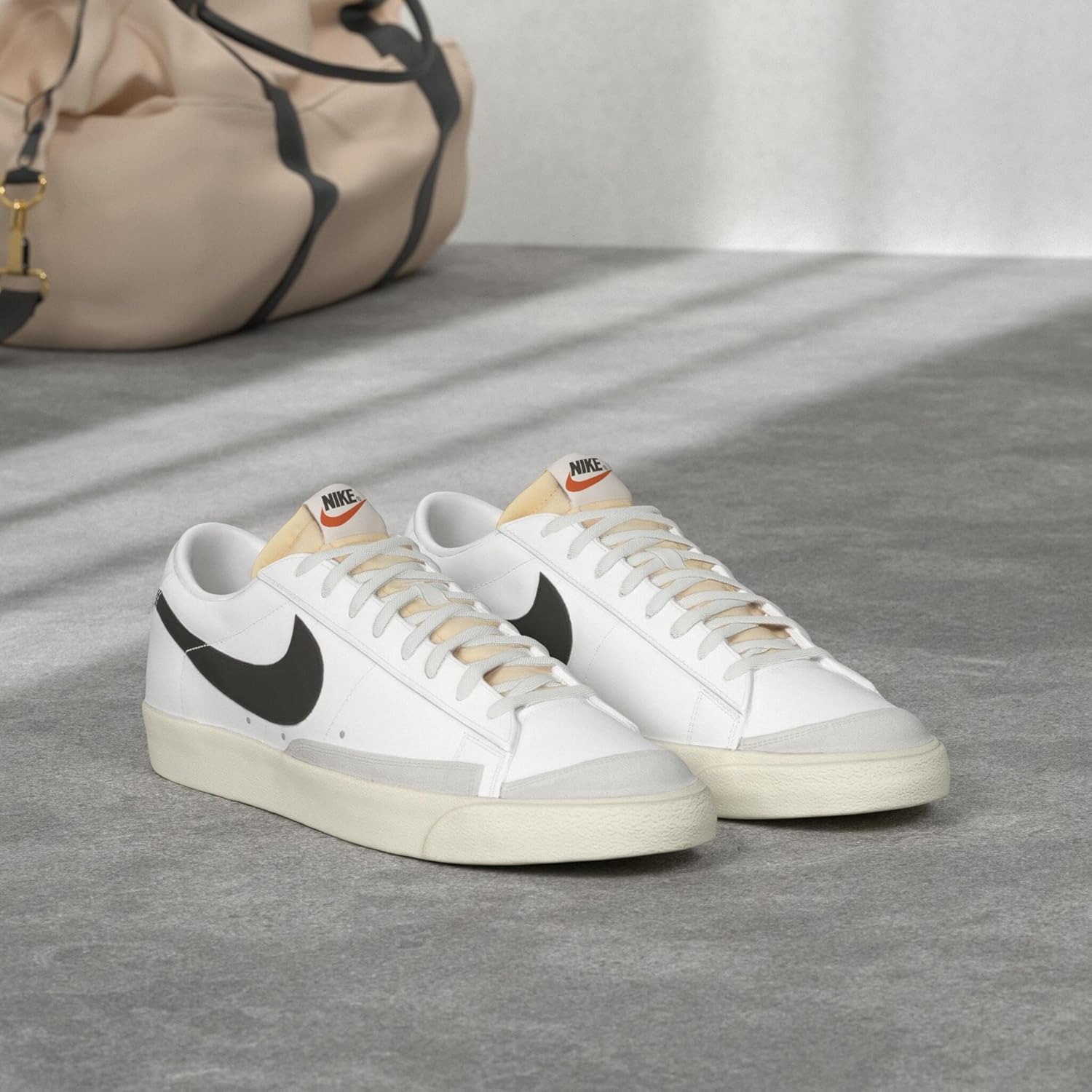 Кроссовки для бега Nike мужские и женские, White Black Sail — фото 2