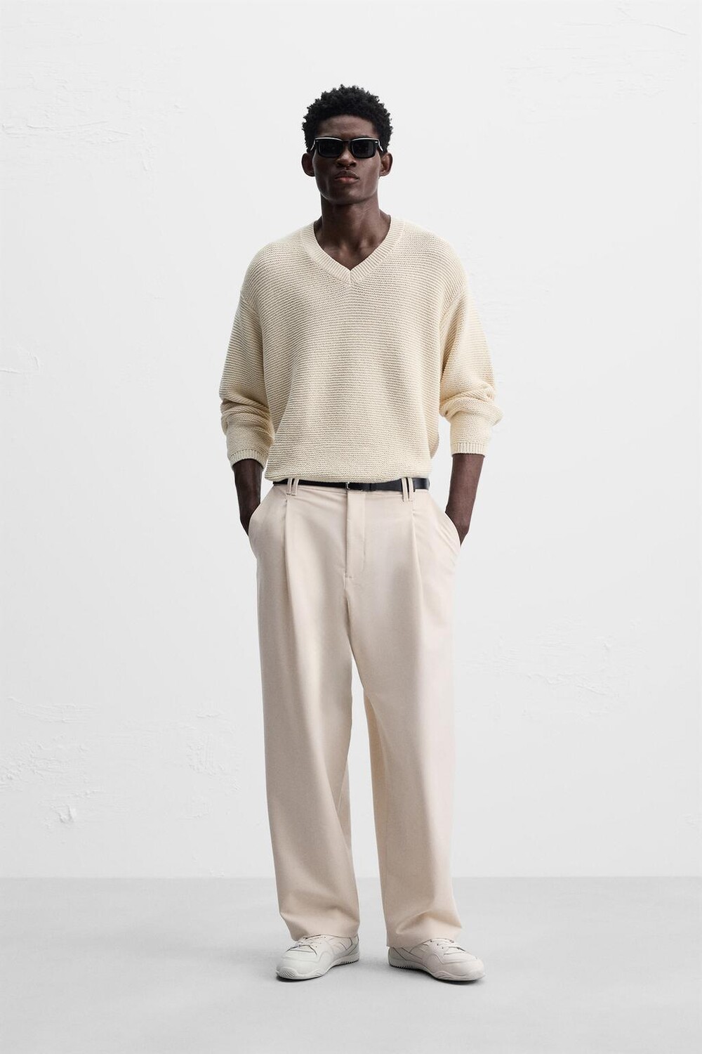

Свободные брюки со складками ZARA, экрю