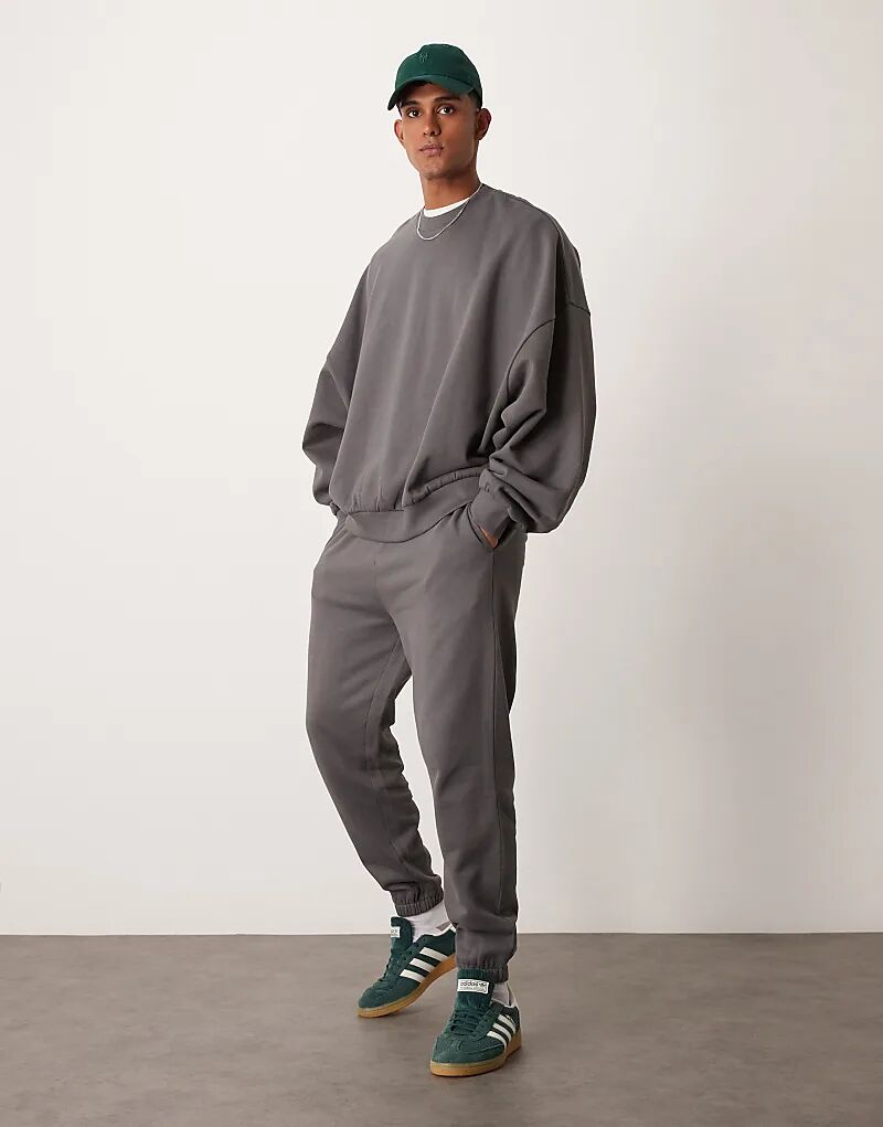 

Незаменимые зауженные джоггеры в угольном цвете ASOS DESIGN