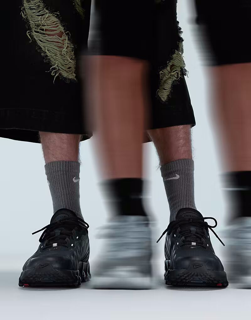 Кроссовки Nike Air Max DN8 черного цвета — фото 4