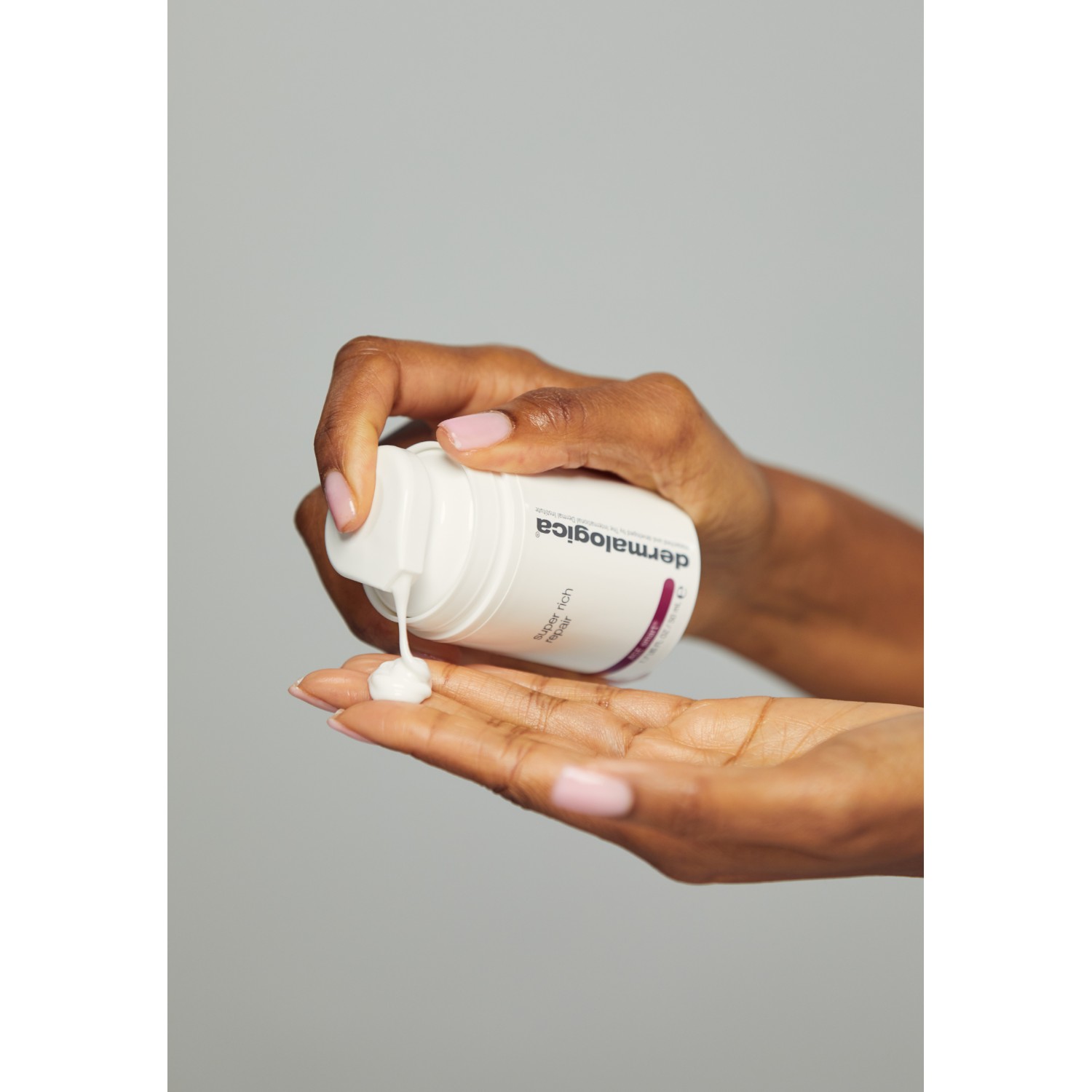 Дневной крем для лица age smart super rich repair Dermalogica — фото 3