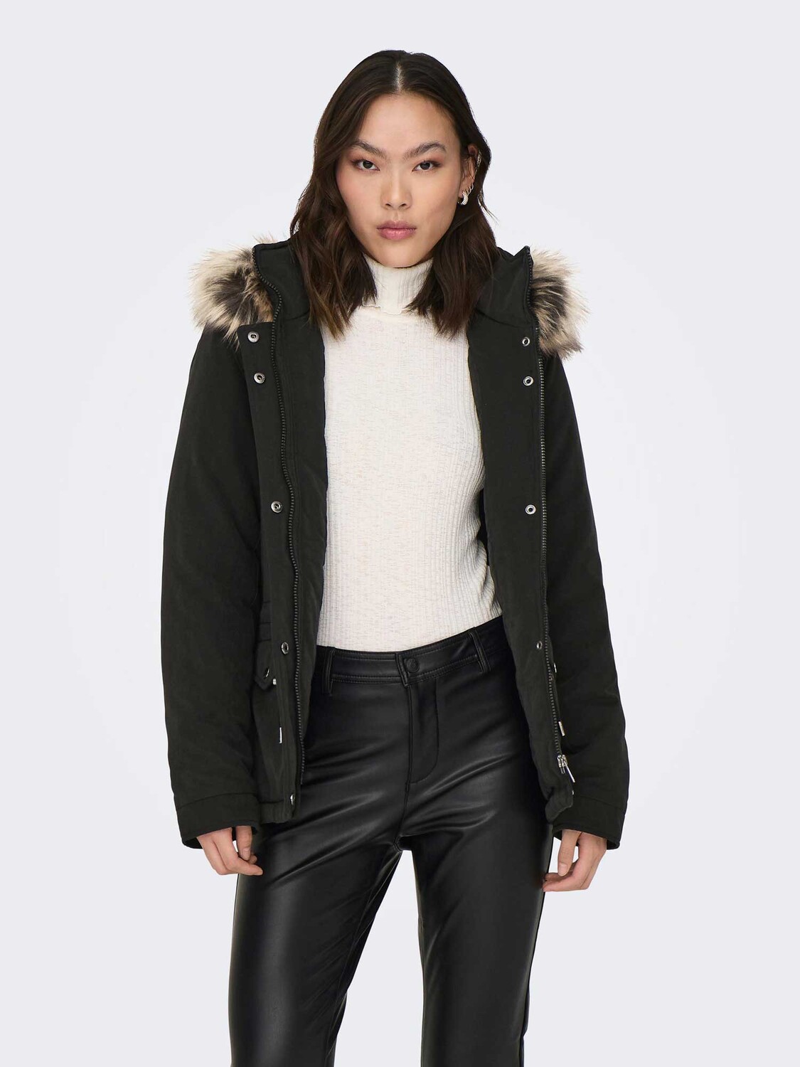 

Куртка Only ONLNEWSTARLINE AW PARKA CC OTW, черный