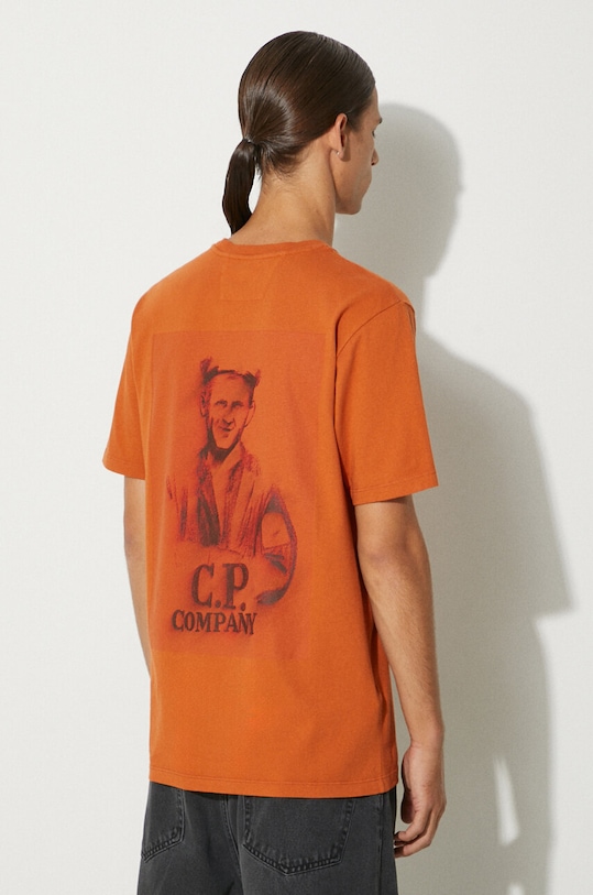 

Хлопковая футболка 24/1 Jersey с графикой в эффекте карандаша C.P. Company, коричневый