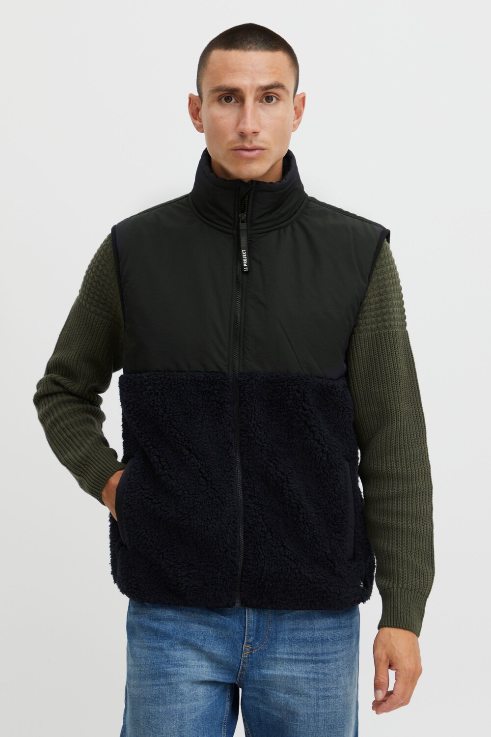 

Утепленный жилет 11 Project Fellimitat PRPietto Teddy Vest 21300976 ME, черный