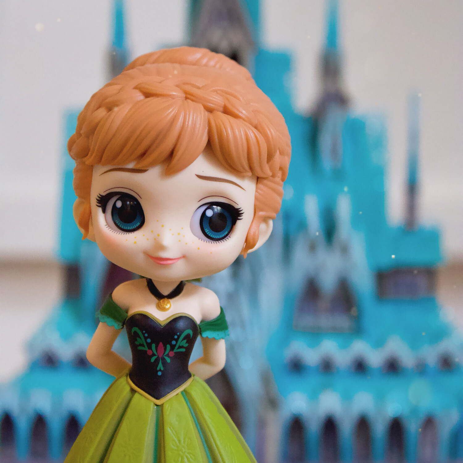 

Frozen - Фигурка Q Posket в стиле Anna Coronation 14 см