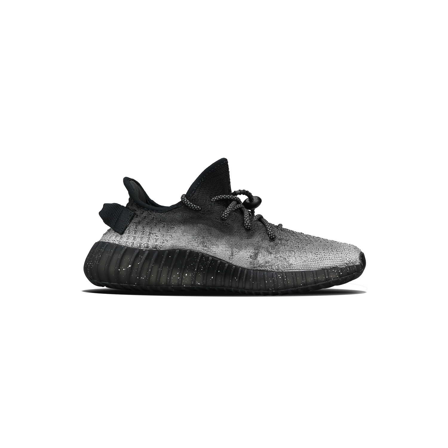 Кроссовки adidas originals Yeezy Boost 350 V2 Lifestyle Shoes Unisex Low-top Black/silver, черный/серебряный — фото 2