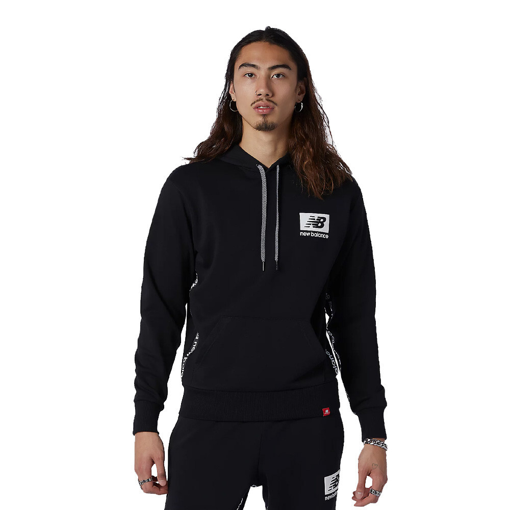 

Худи New Balance Essentials, черный